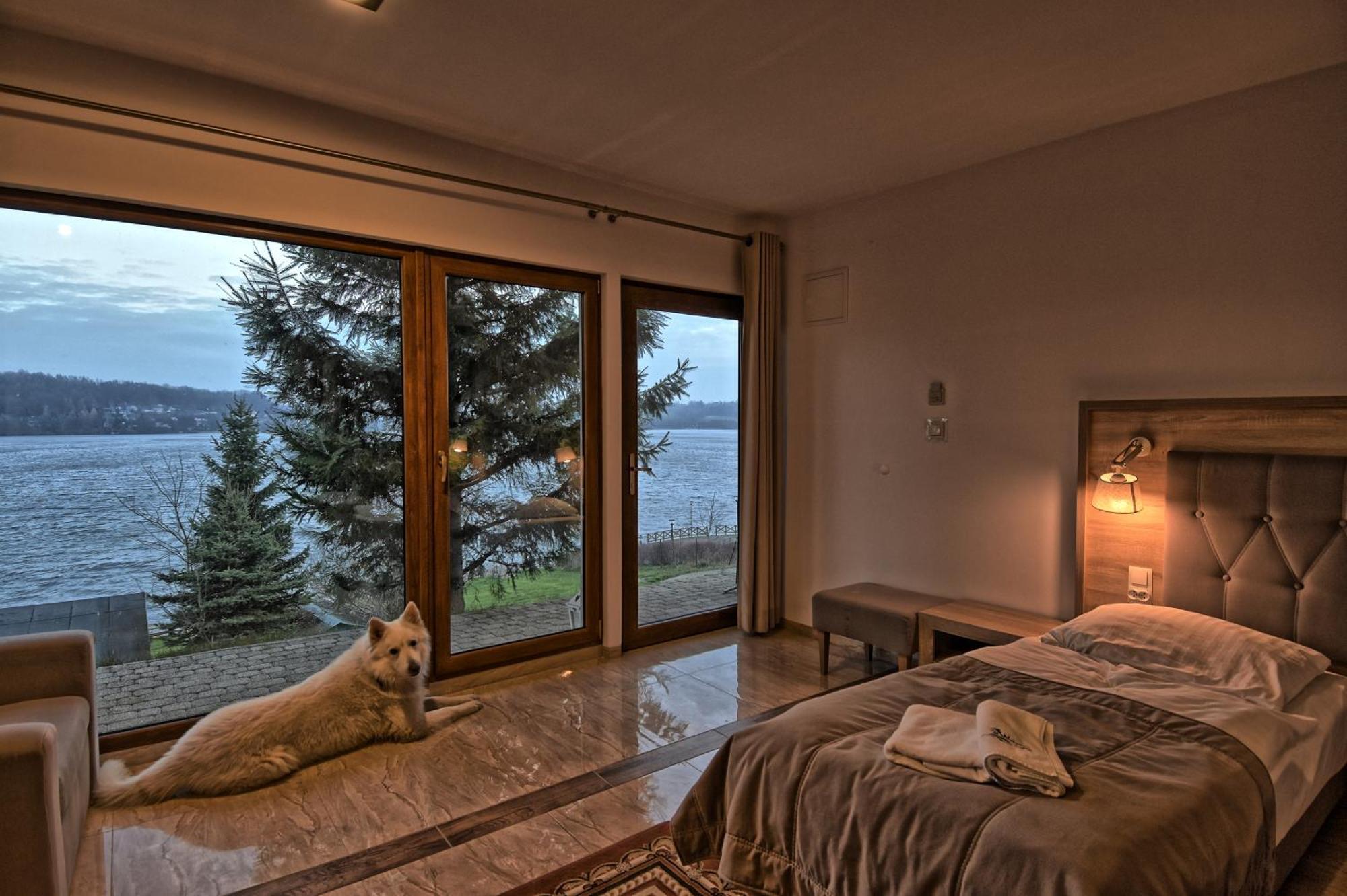 Wichrowe Wzgorze Chmielno Hotel Bagian luar foto